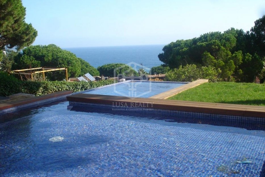 Villa in Blanes, Girona, Spain 4 bedrooms, 263 sq.m. No. 78317