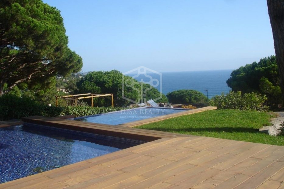 Villa in Blanes, Girona, Spain 4 bedrooms, 263 sq.m. No. 78317