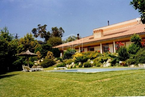 Villa in Cabrils, Barcelona, Spain 6 bedrooms, 700 sq.m. No. 78318