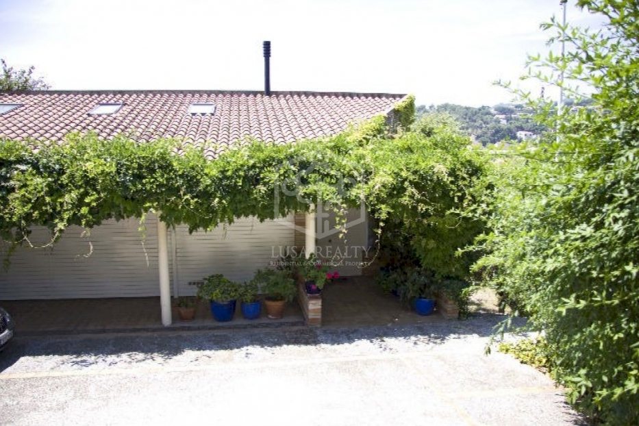 Вилла в Кабрильс, Барселона, Испания 6 спален, 700м2 №78318