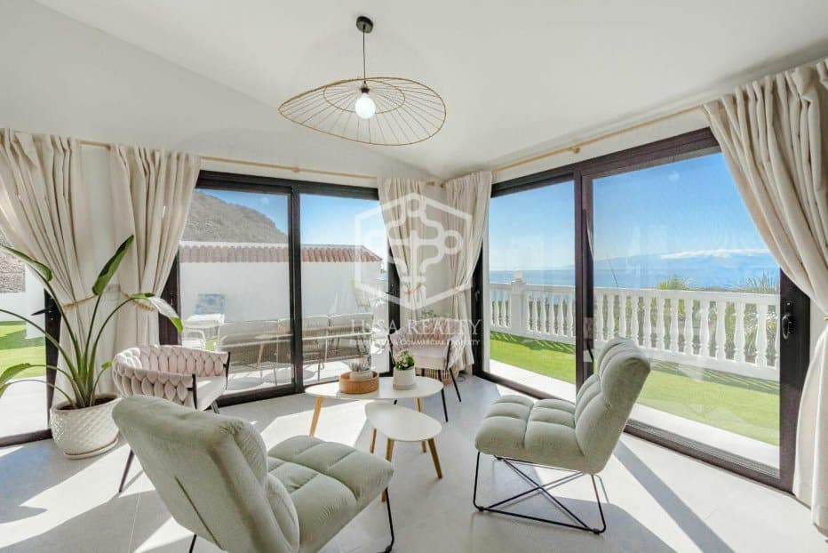 Villa à Santiago del Teide, Tenerife, Espagne 5 chambres, 258 m2 No. 111093