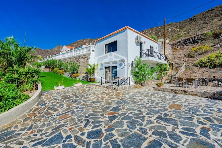 Villa à Santiago del Teide, Tenerife, Espagne 5 chambres, 258 m2 No. 111093