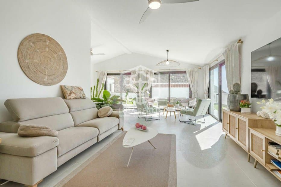 Villa à Santiago del Teide, Tenerife, Espagne 5 chambres, 258 m2 No. 111093