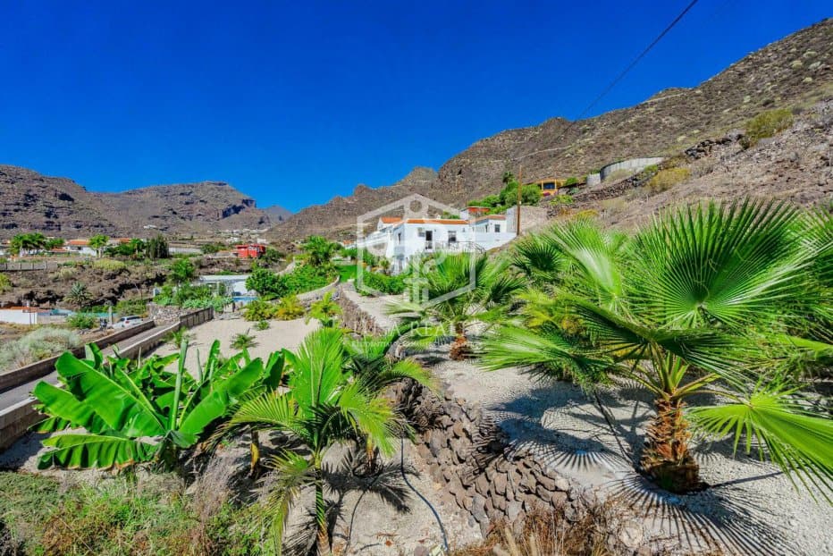 Villa à Santiago del Teide, Tenerife, Espagne 5 chambres, 258 m2 No. 111093