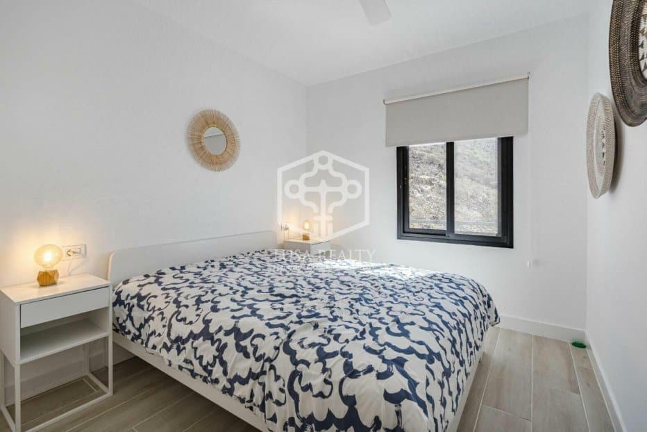Villa à Santiago del Teide, Tenerife, Espagne 5 chambres, 258 m2 No. 111093