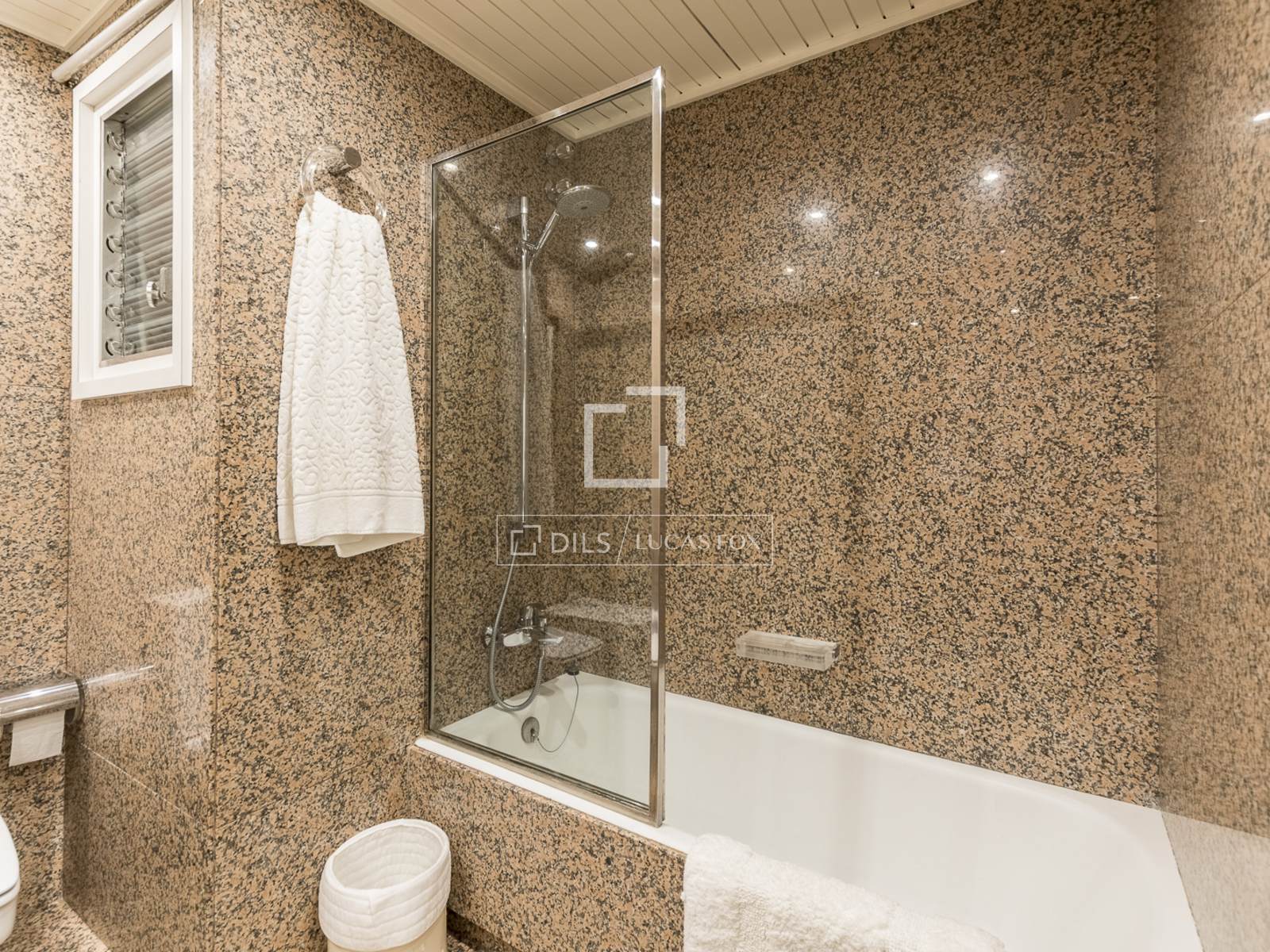 Wohnung in Barcelona, Spanien 6 Schlafzimmer, 500 m2 Nr. 192720