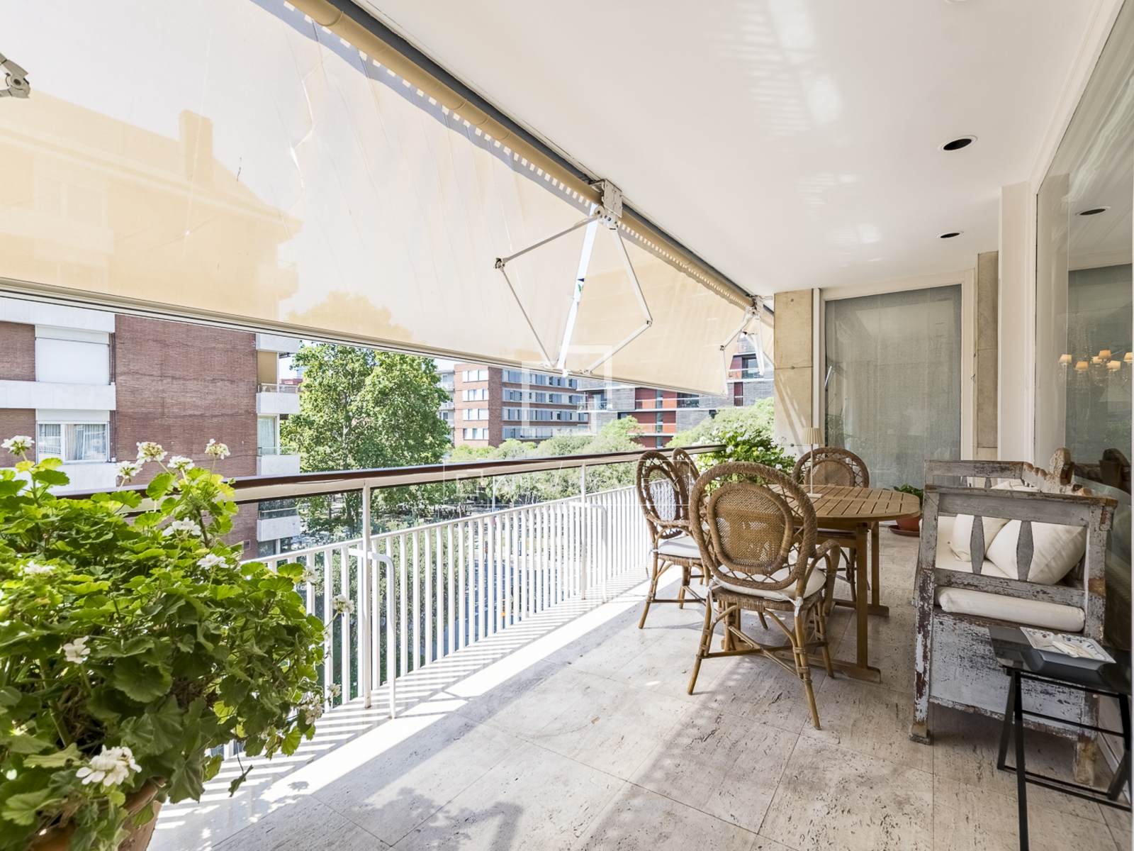 Wohnung in Barcelona, Spanien 6 Schlafzimmer, 500 m2 Nr. 192720