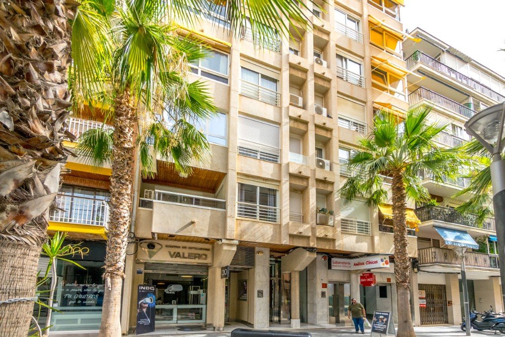 Dzīvoklis Torrevieja, Alicante, Spānijā 4 istabas, 152 m2 Nr. 145248