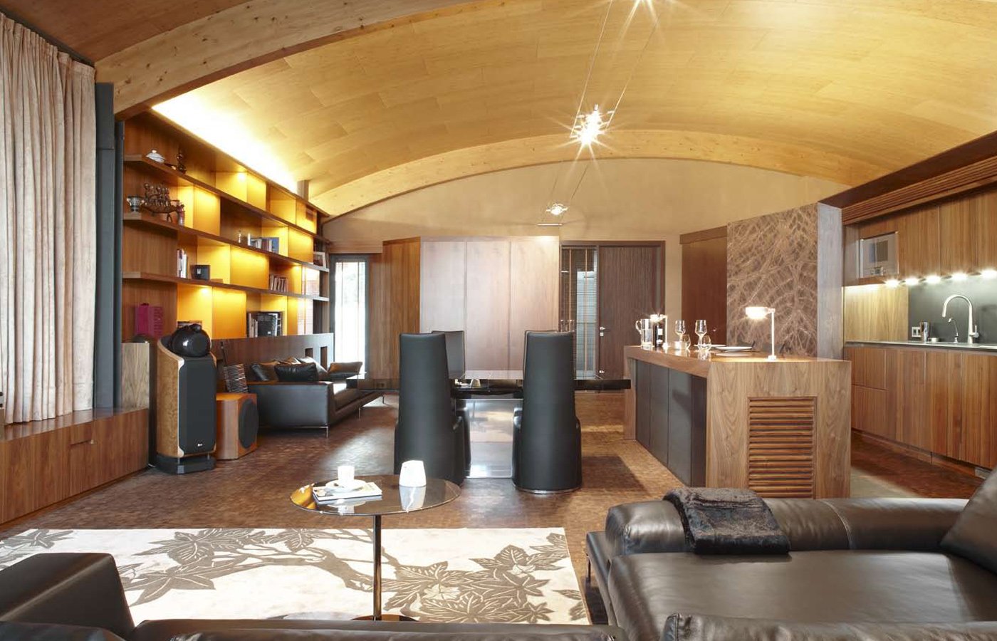 House in Barcelona, Spain 5 bedrooms,  No. 141099