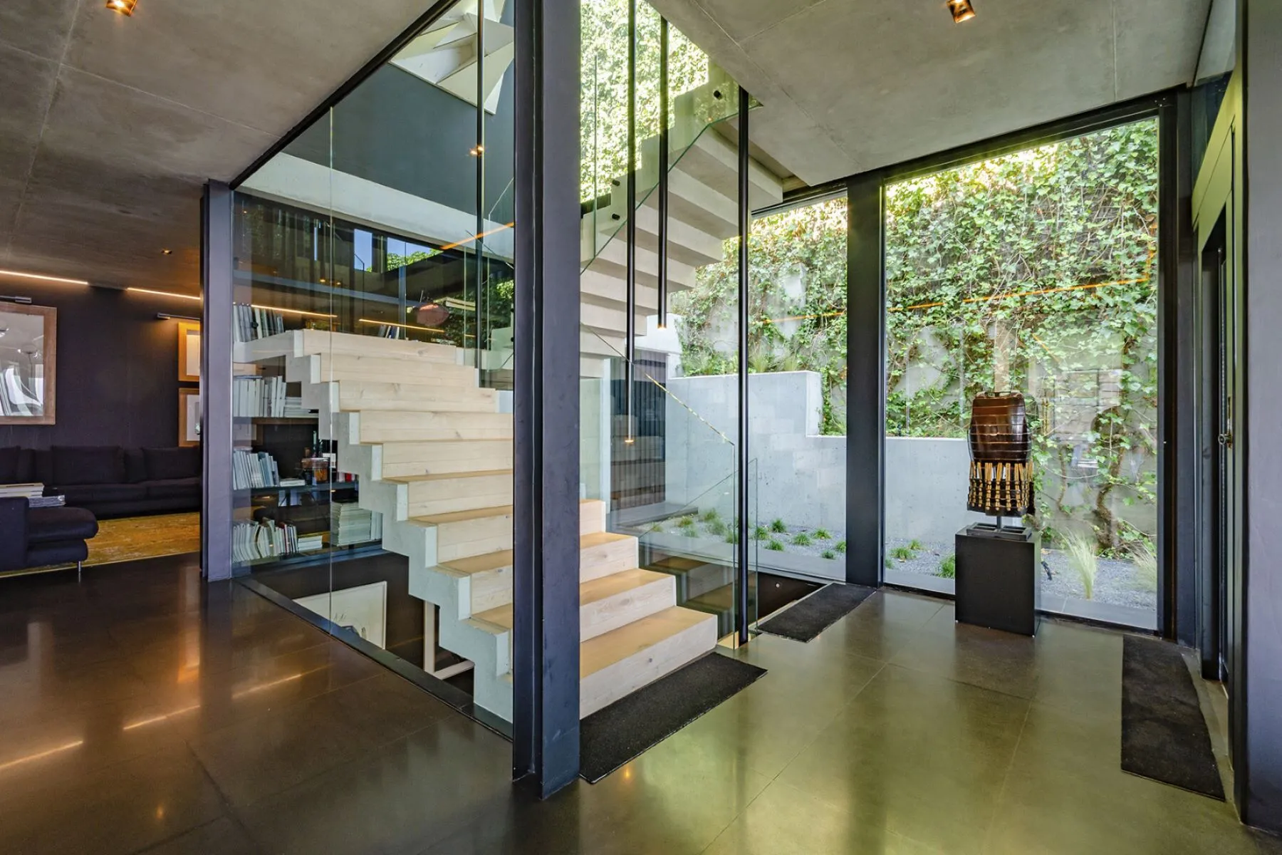 Māja Barcelona, Spānijā 7 istabas, 1450 m2 Nr. 141101