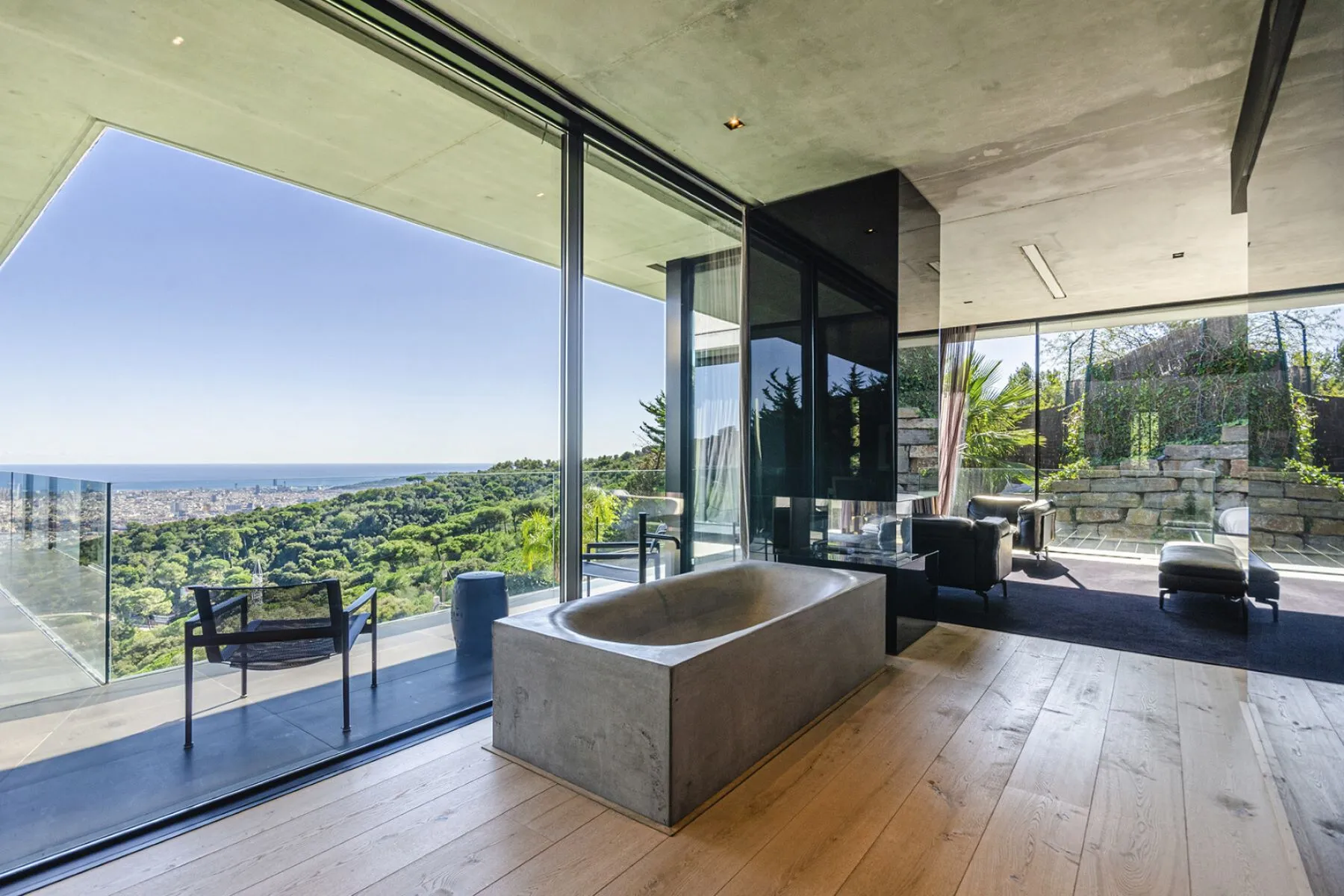 Māja Barcelona, Spānijā 7 istabas, 1450 m2 Nr. 141101