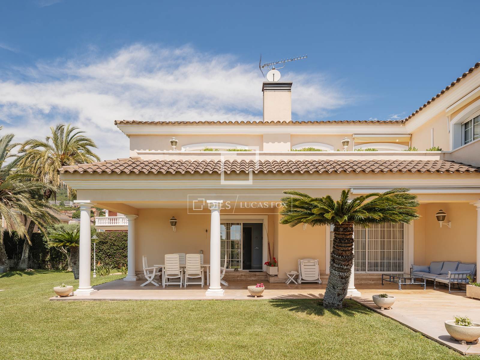 Villa a Vilassar de Dalt, Barcelona, Spagna 7 camere da letto, 775 mq. N° 150405