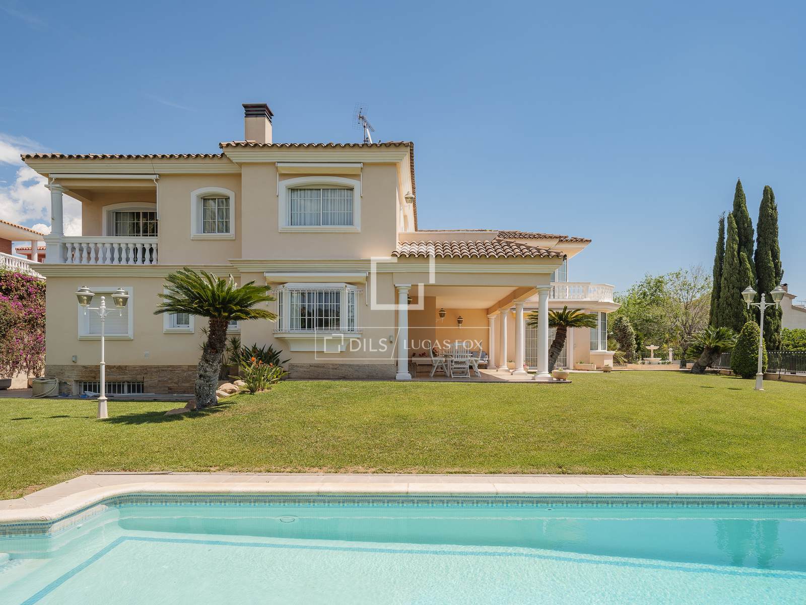Villa a Vilassar de Dalt, Barcelona, Spagna 7 camere da letto, 775 mq. N° 150405