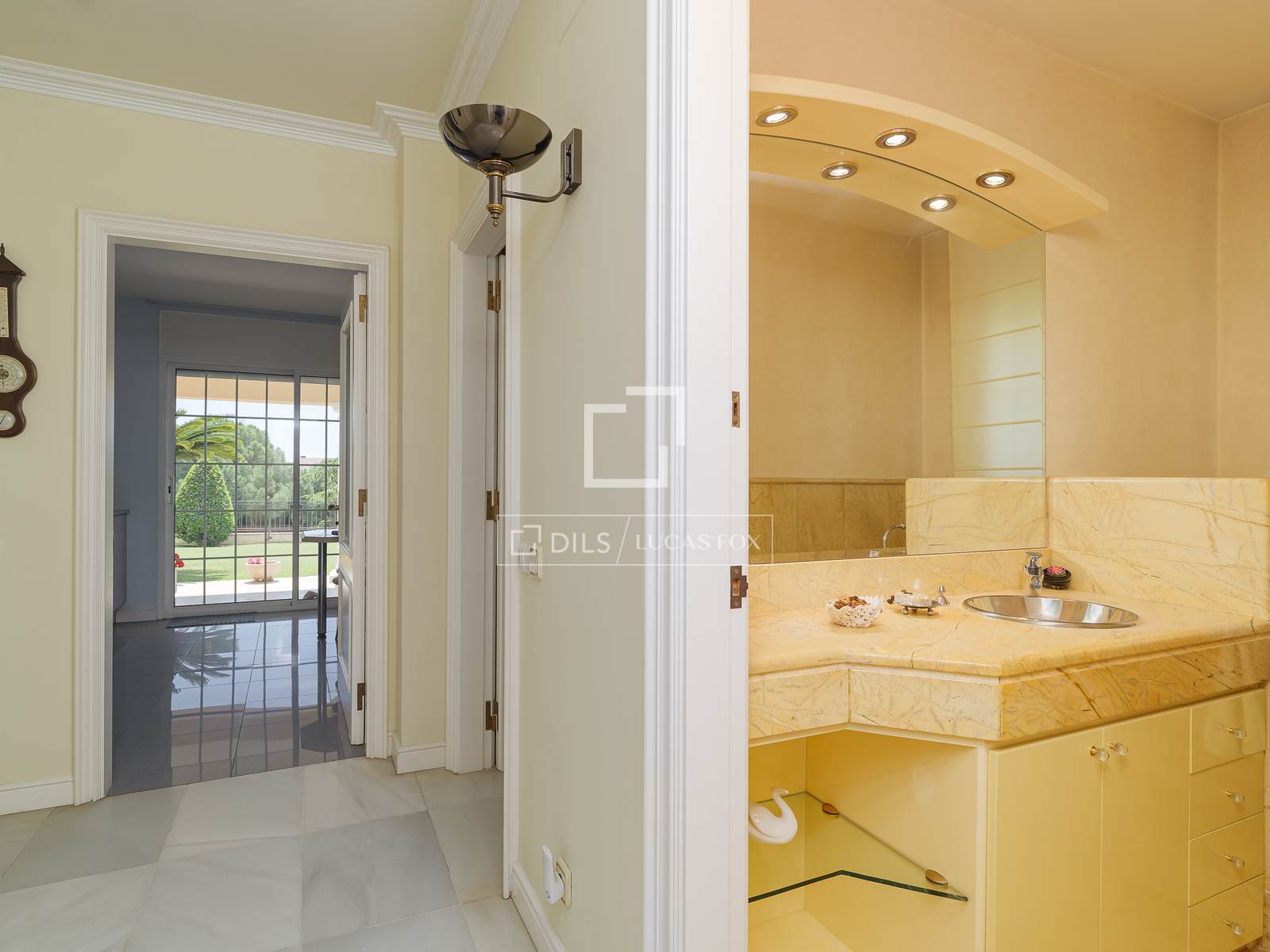 Villa a Vilassar de Dalt, Barcelona, Spagna 7 camere da letto, 775 mq. N° 150405