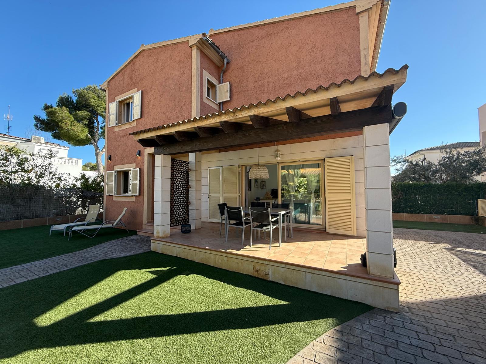 Villa en Port D'alcudia, Mallorca, España 3 dormitorios, 114 m2 No. 161152