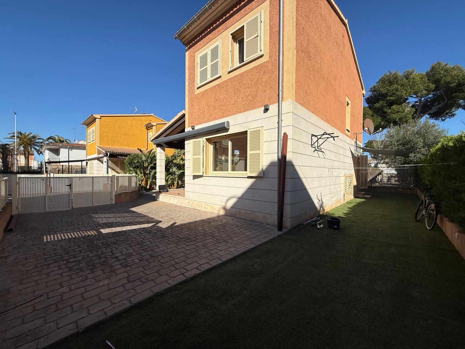Villa en Port D'alcudia, Mallorca, España 3 dormitorios, 114 m2 No. 161152