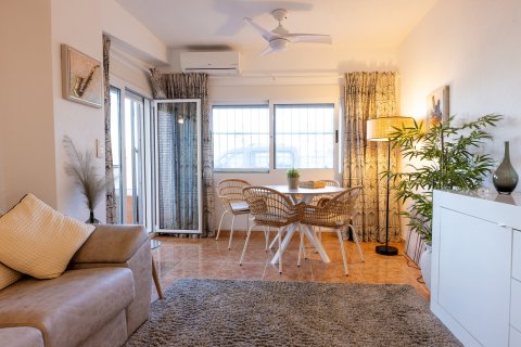 Apartment in Punta Prima, Alicante, Spain 2 bedrooms, 85 sq.m. No. 183569