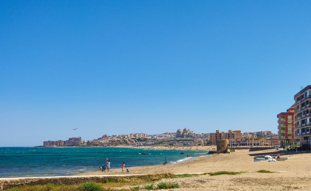 Huoneisto La Mata, Alicante, Espanja 1 makuuhuone, 42 m2 No. 183575