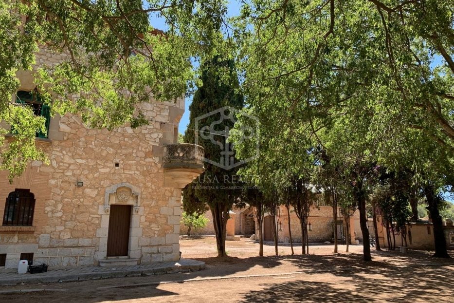 House in Sitges, Barcelona, Spanien 15 Schlafzimmer, 1400 m2 Nr. 78274