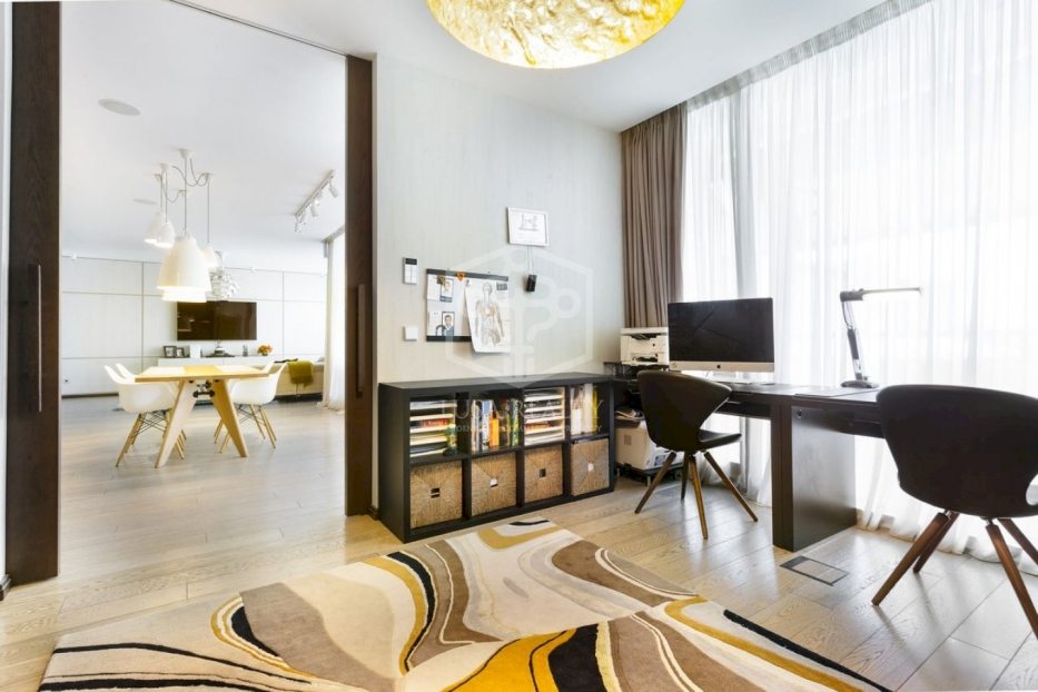 Huoneisto Barcelona, Espanja 4 makuuhuonetta, 325 m2 No. 78276