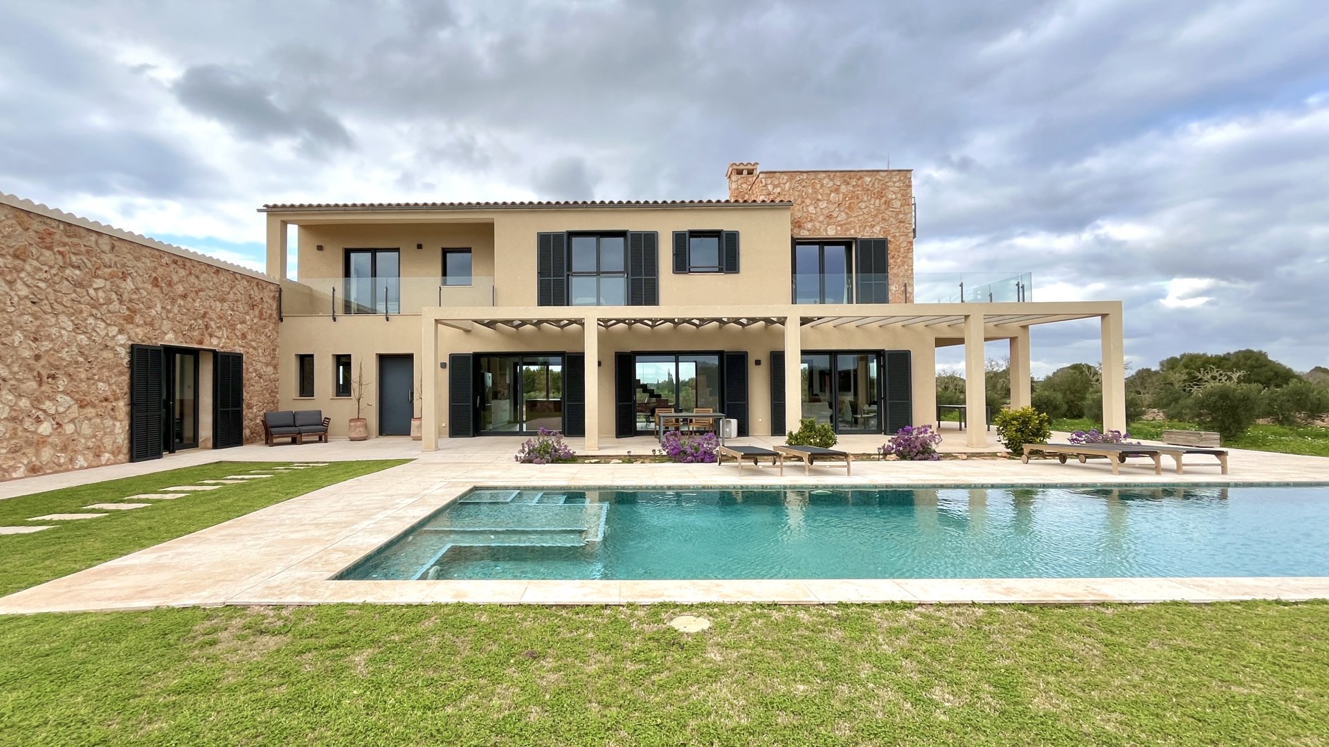 Finca Ses Salines, Mallorca, Spānijā 5 istabas, 423 m2 Nr. 138346