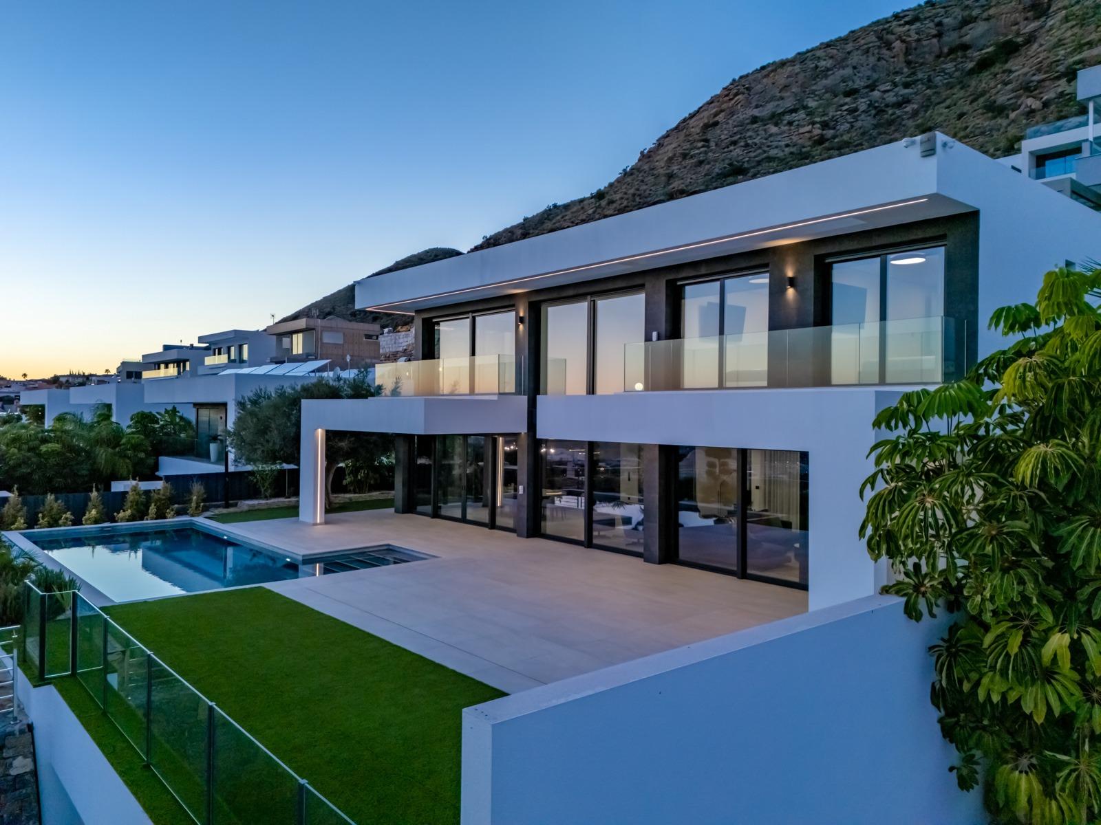 Villa à Finestrat, Alicante, Espagne 7 chambres, 657 m2 No. 165548