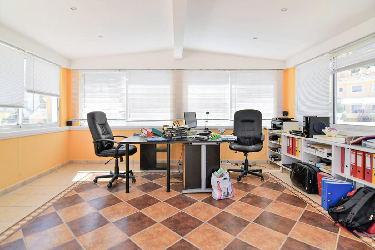 Villa en Calpe, Alicante, España 5 dormitorios, 460 m2 No. 80283