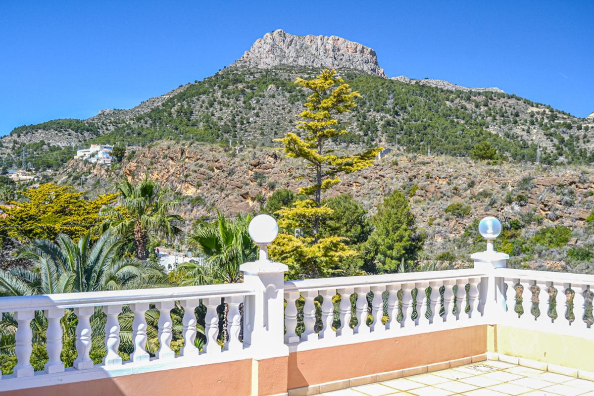 Villa en Calpe, Alicante, España 5 dormitorios, 460 m2 No. 80283