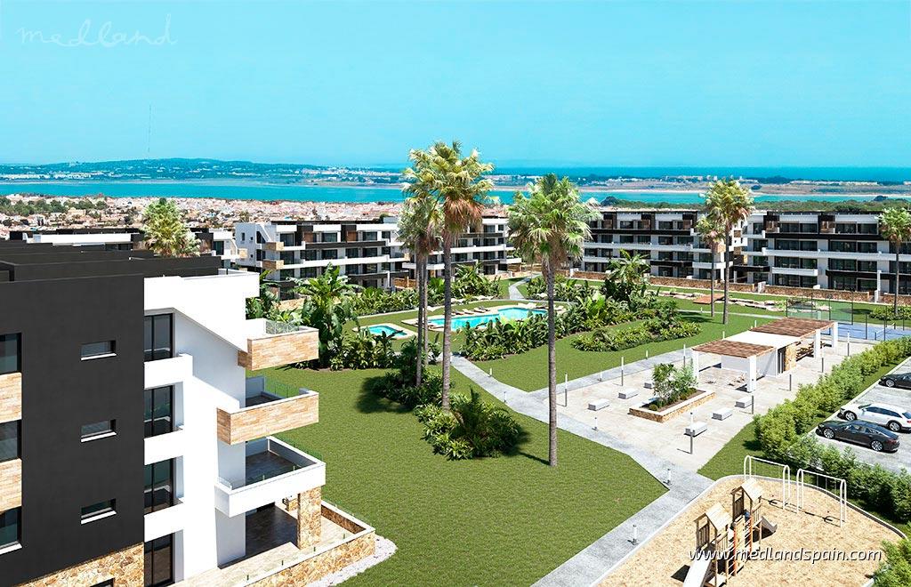 Apartamento en Torrevieja, Alicante, España 2 dormitorios, 77 m2 No. 132994