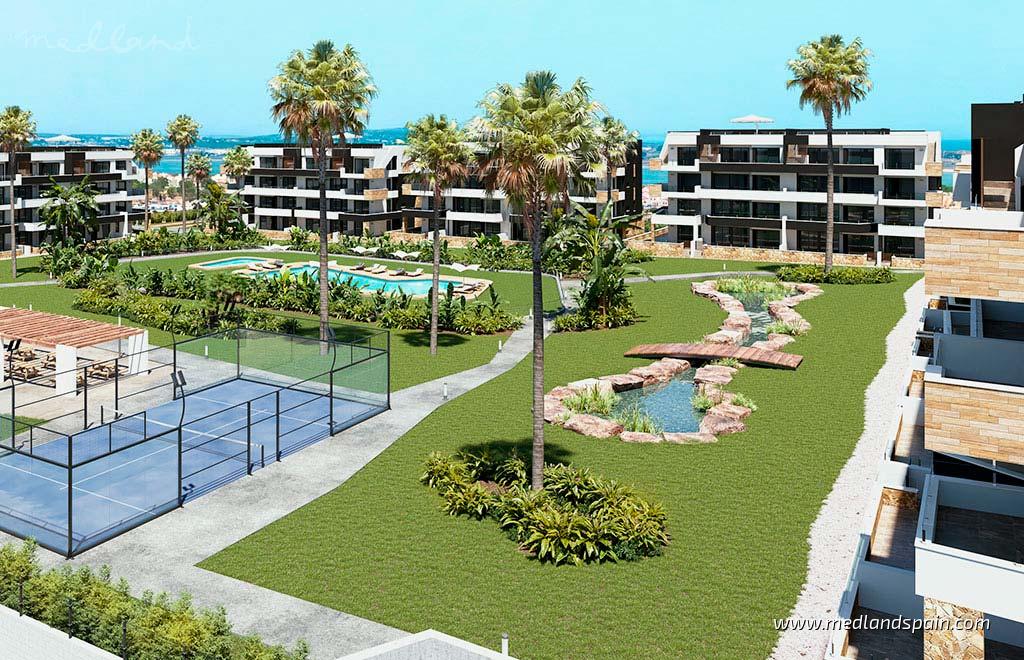 Apartamento en Torrevieja, Alicante, España 2 dormitorios, 77 m2 No. 132994