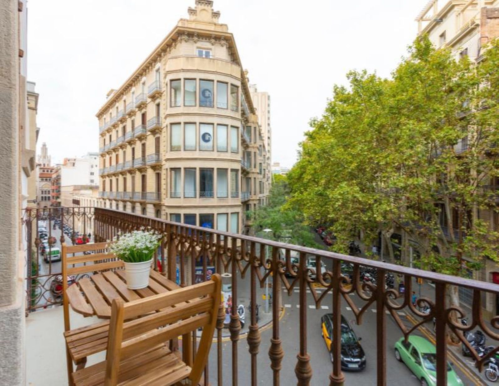 Propiedad comercial en Barcelona, España 735 m2 No. 160714