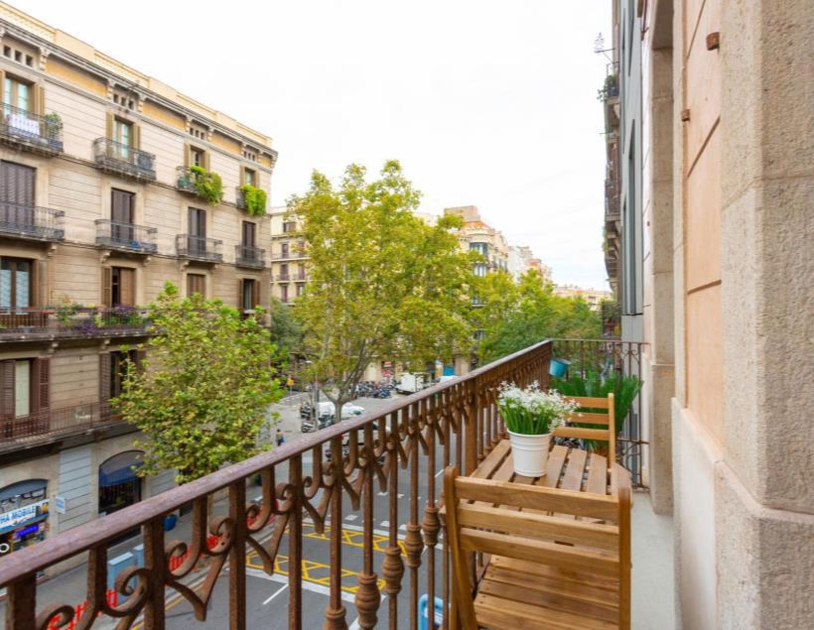 Propiedad comercial en Barcelona, España 735 m2 No. 160714