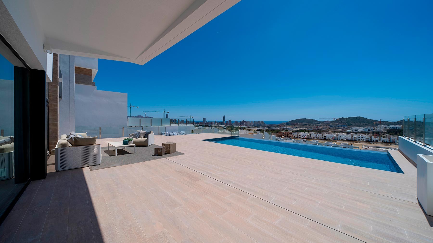 Villa i Finestrat, Alicante, Spanien 4 sovrum, 356 kvm. Nr. 96557