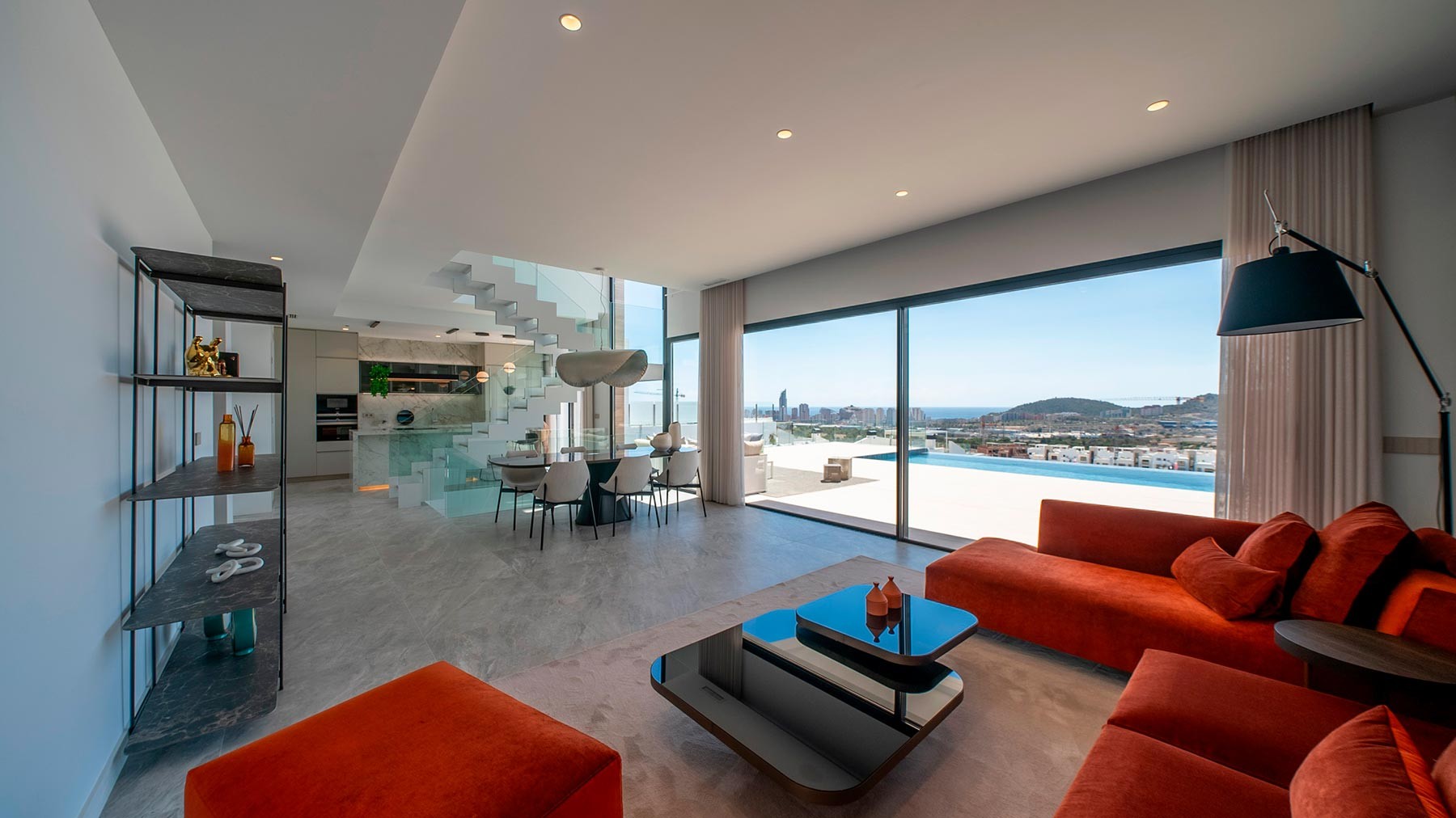 Villa i Finestrat, Alicante, Spanien 4 sovrum, 356 kvm. Nr. 96557