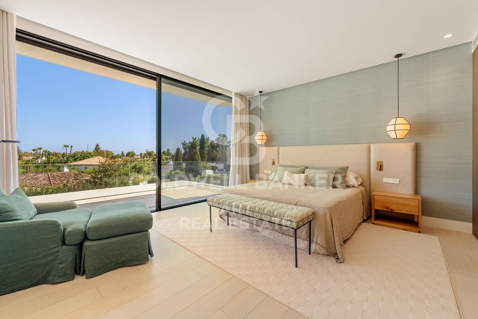 Dom w Marbella, Malaga, Hiszpania 6 sypialni, 1057 mkw. nr 157673