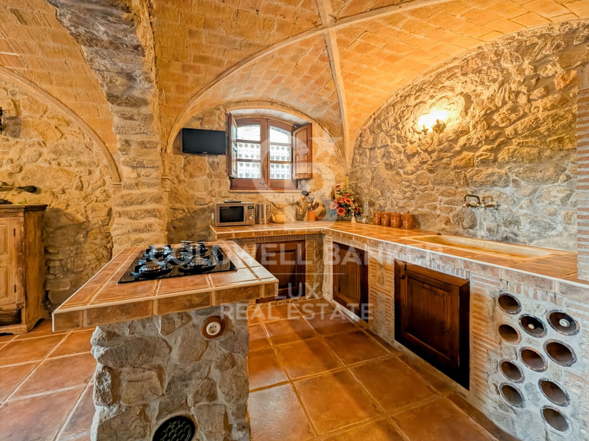 Сasa en Agullana, Gerona, España 3 dormitorios, 404 m2 No. 157671