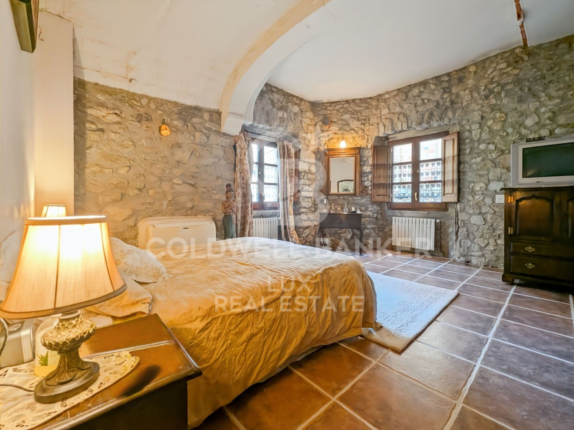 Сasa en Agullana, Gerona, España 3 dormitorios, 404 m2 No. 157671