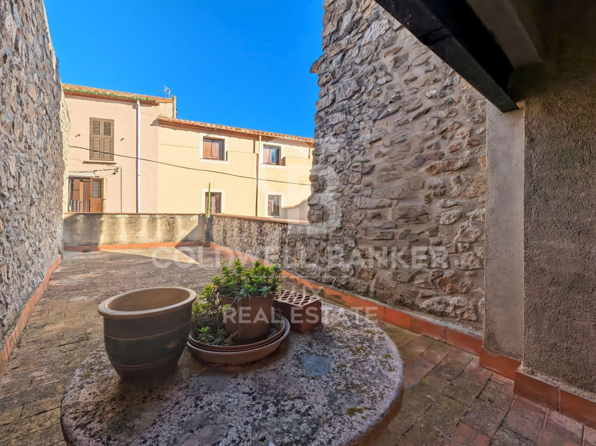 Сasa en Agullana, Gerona, España 3 dormitorios, 404 m2 No. 157671