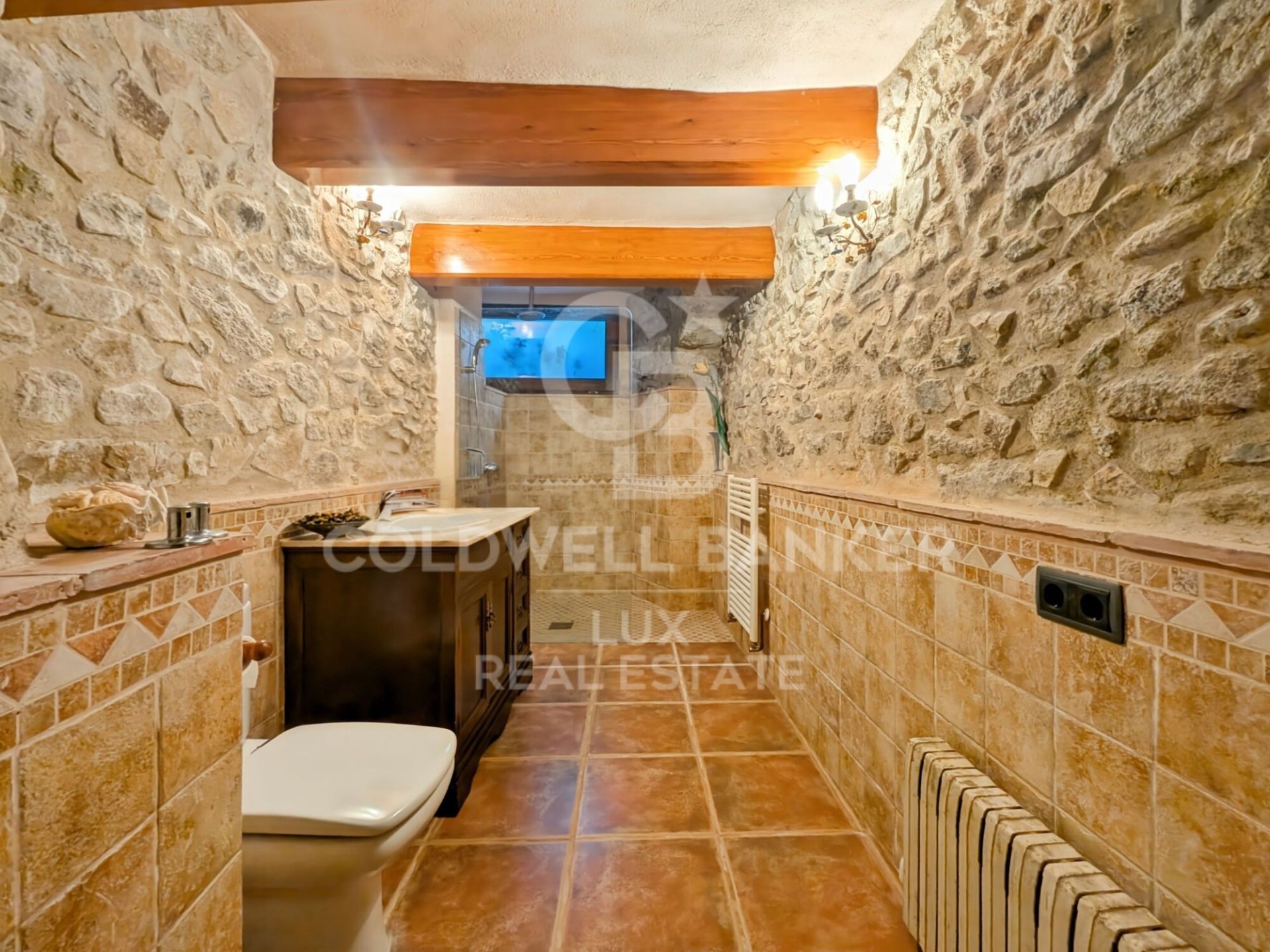 Сasa en Agullana, Gerona, España 3 dormitorios, 404 m2 No. 157671