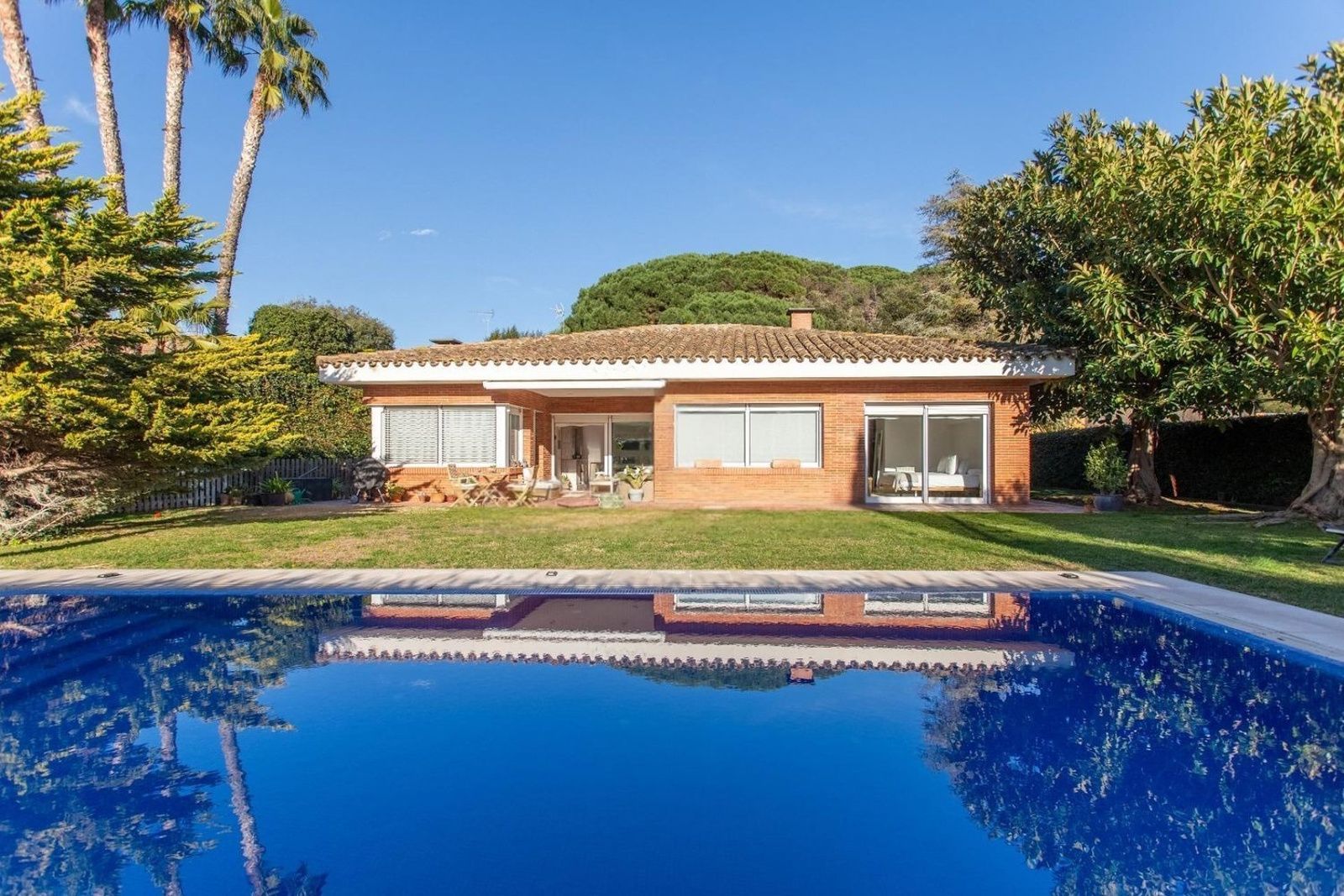 House à Sant Andreu de Llavaneres, Barcelona, Espagne 4 chambres, 481 m2 No. 160743