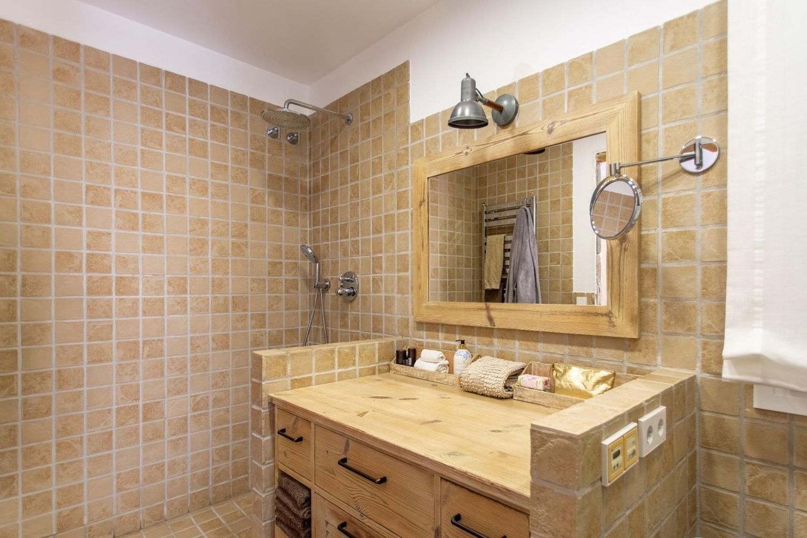 House à Sant Andreu de Llavaneres, Barcelona, Espagne 4 chambres, 481 m2 No. 160743