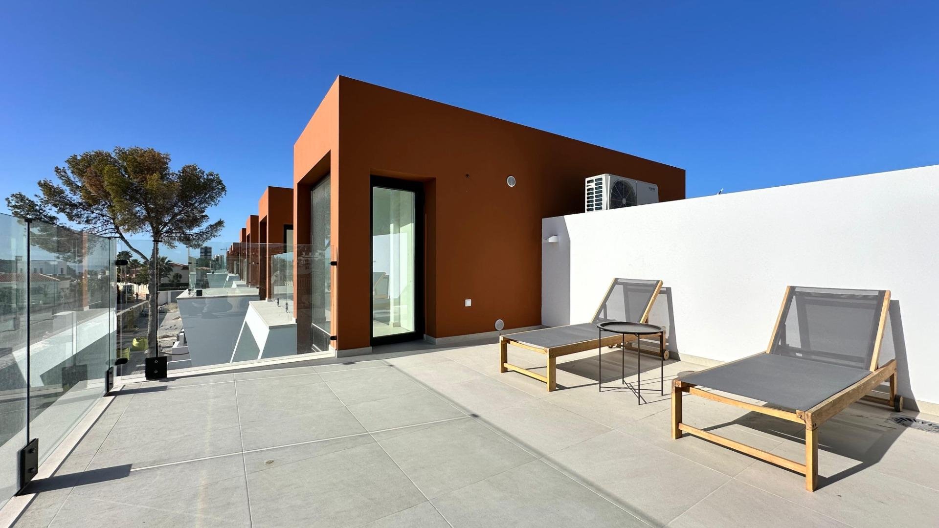 House in Calpe, Alicante, Spain 3 bedrooms, 200 sq.m. No. 165274