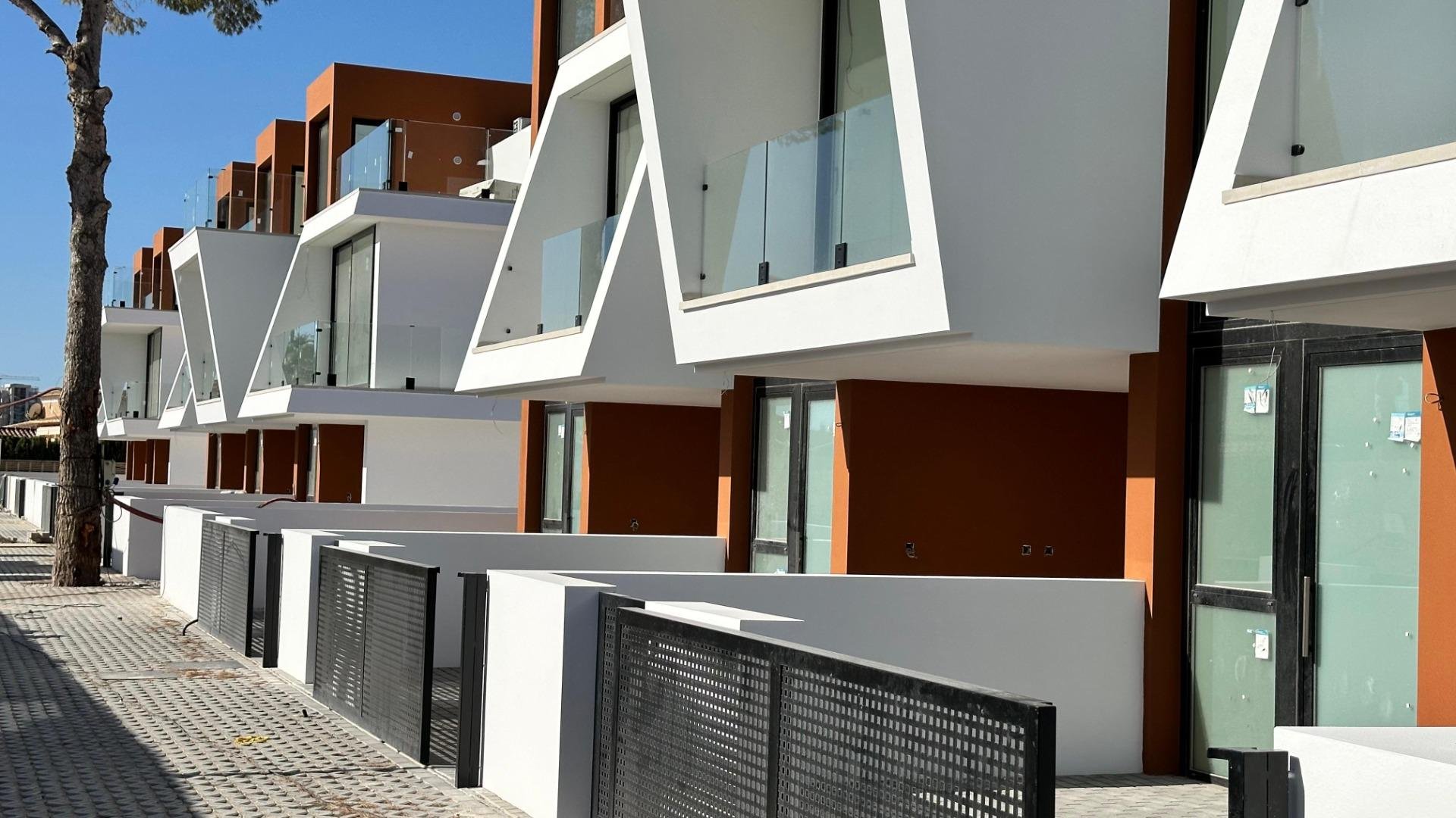 House in Calpe, Alicante, Spain 3 bedrooms, 200 sq.m. No. 165274