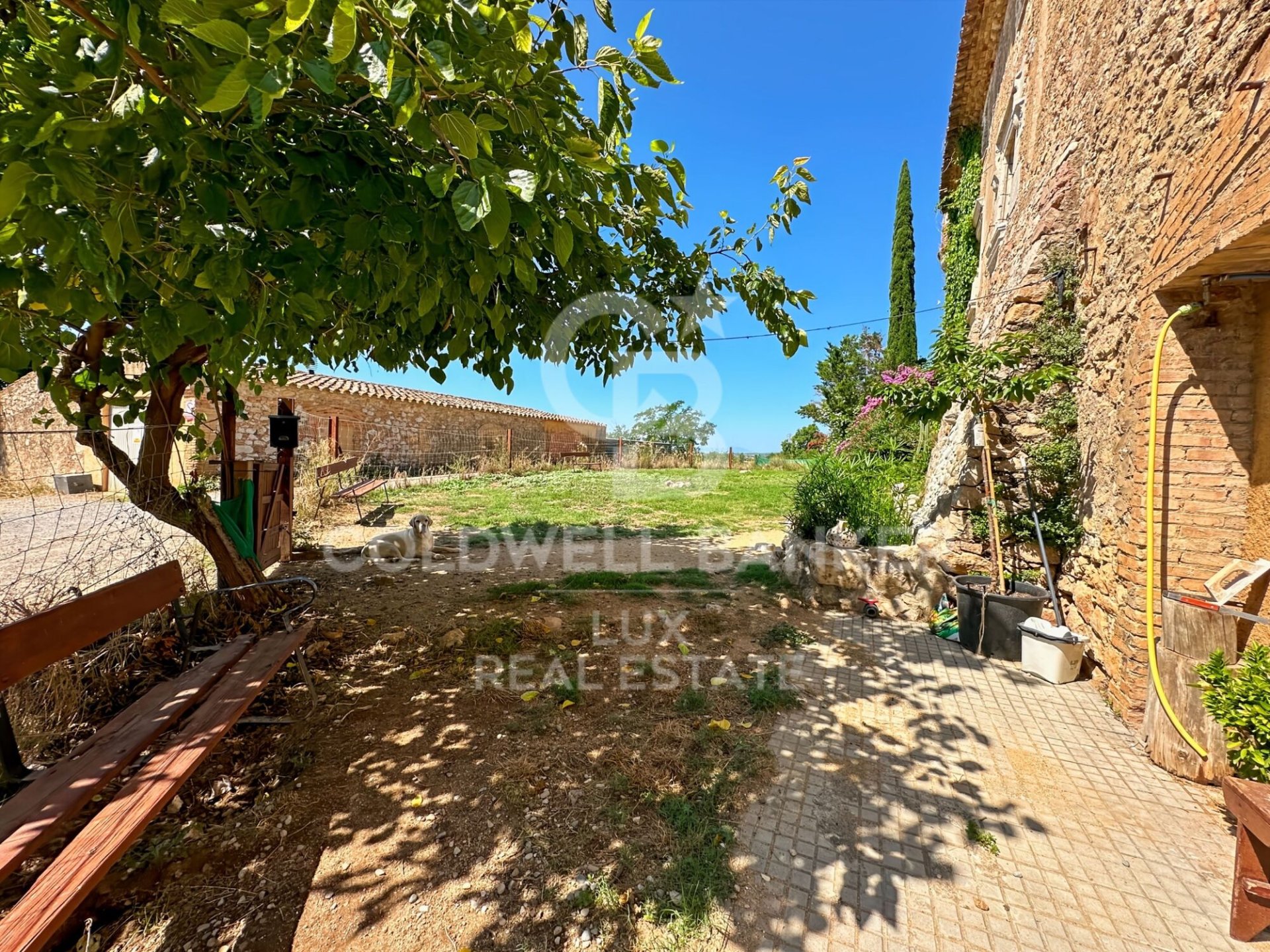 House à L'Escala, Girona, Espagne 1352 m2 No. 158174