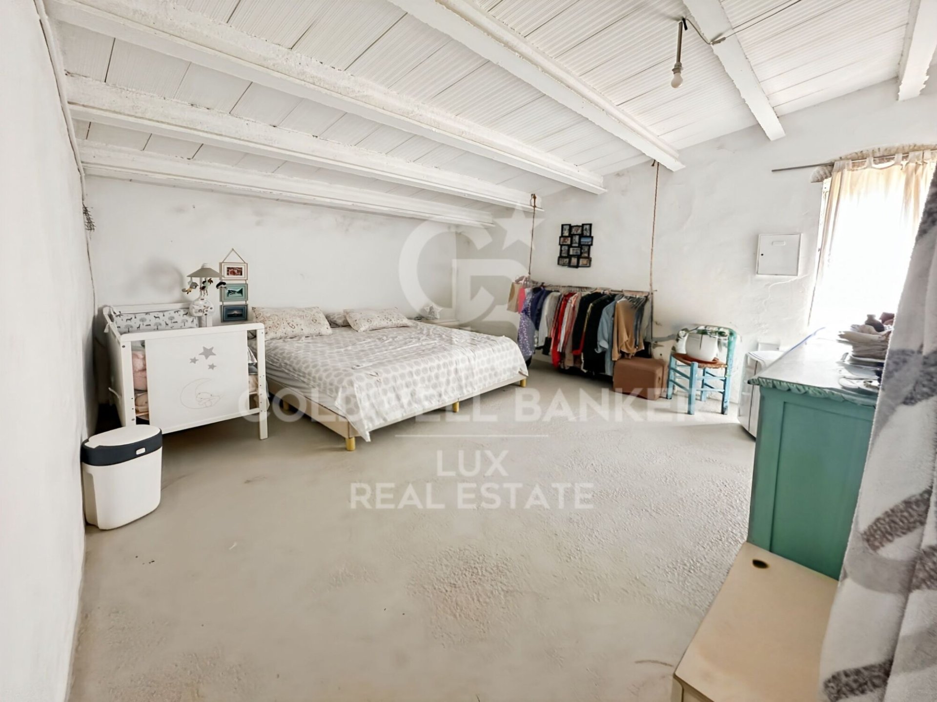 House à L'Escala, Girona, Espagne 1352 m2 No. 158174