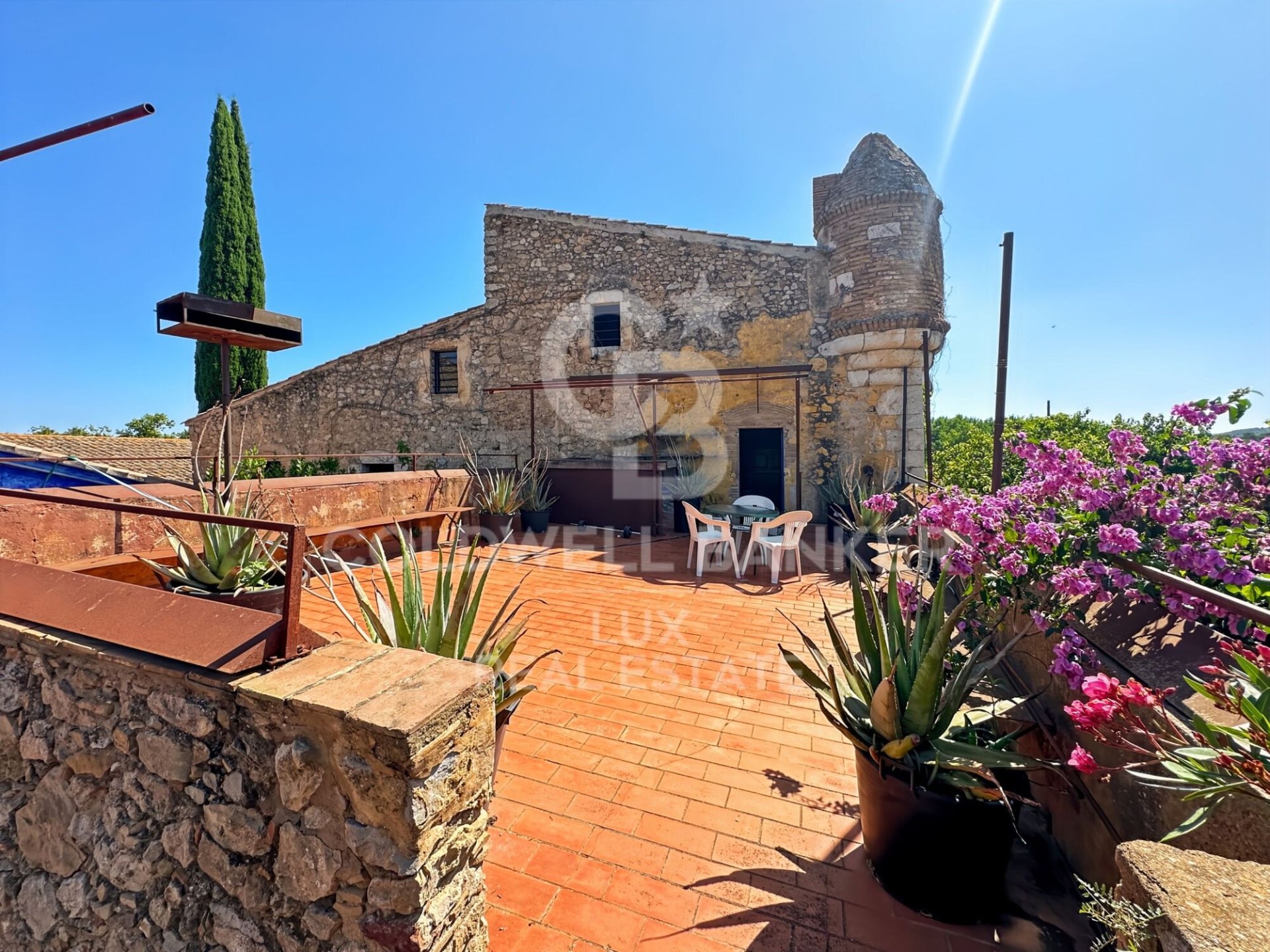 House à L'Escala, Girona, Espagne 1352 m2 No. 158174