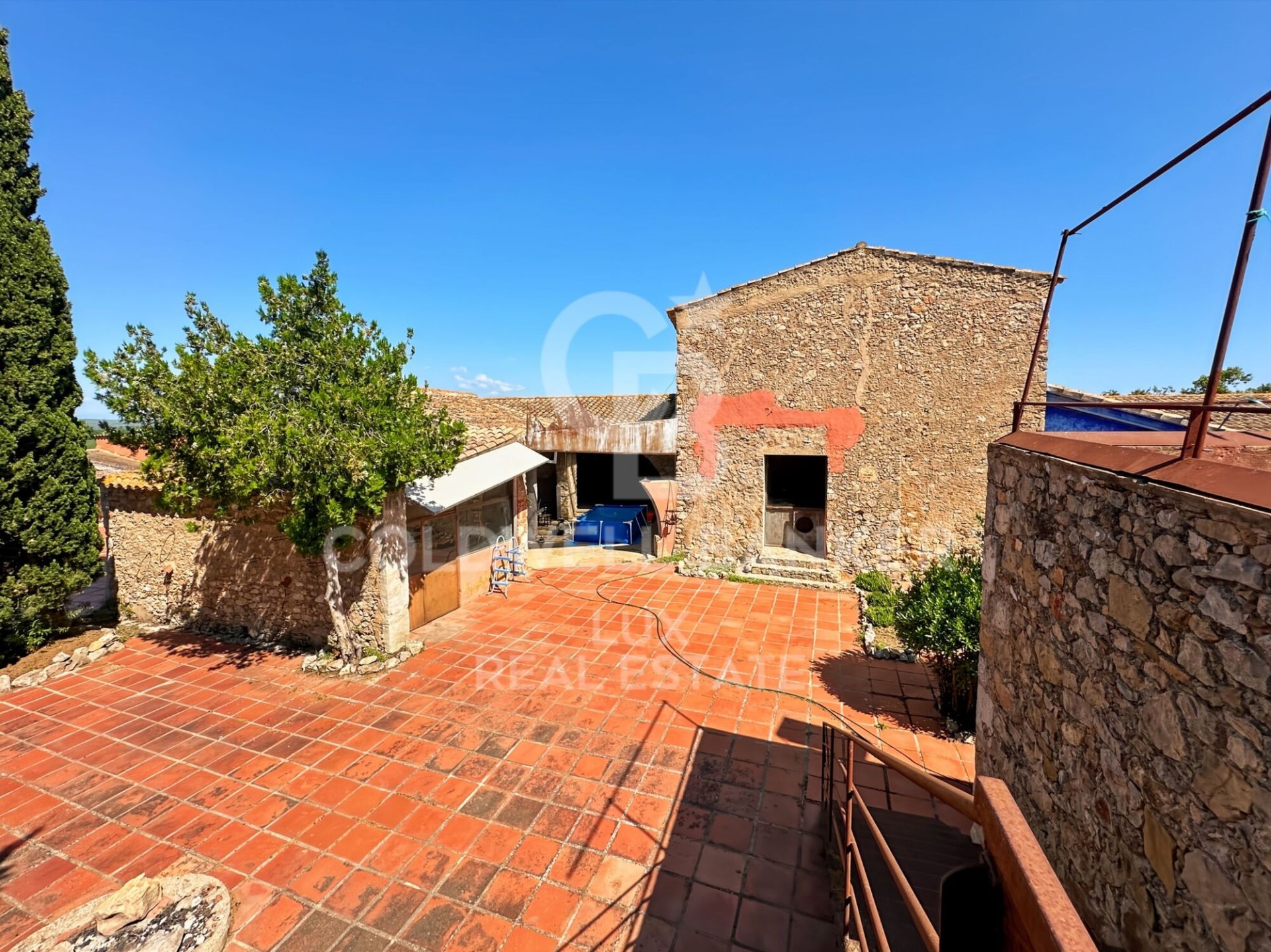 House à L'Escala, Girona, Espagne 1352 m2 No. 158174