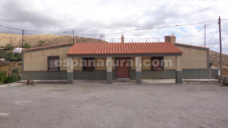House in Albox, Almeria, Spain 6 bedrooms, 275 sq.m. No. 184001