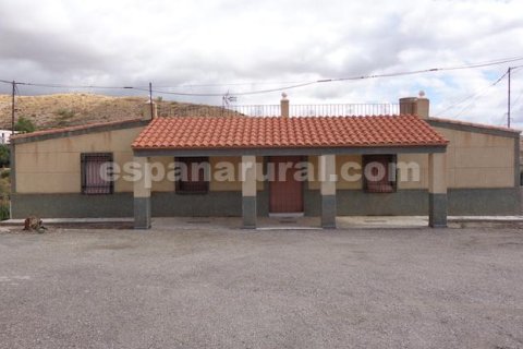 Hus i Albox, Almeria, Spanien 6 sovrum, 275 kvm. Nr. 184001