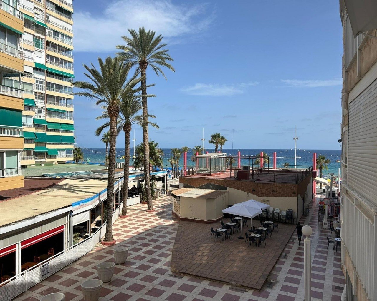 Apartment in Benidorm, Alicante, Spain 3 bedrooms, 115 sq.m. No. 119384